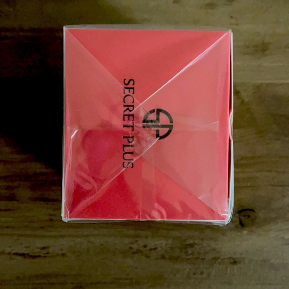 Fragrance secret plus perfume. - Picture 1 of 5